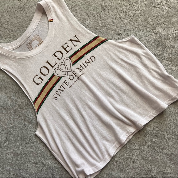 Spiritual Gangster Tops - Spiritual Gangster Golden State of Mind Heart Graphic Crop Athletic Muscle Tank